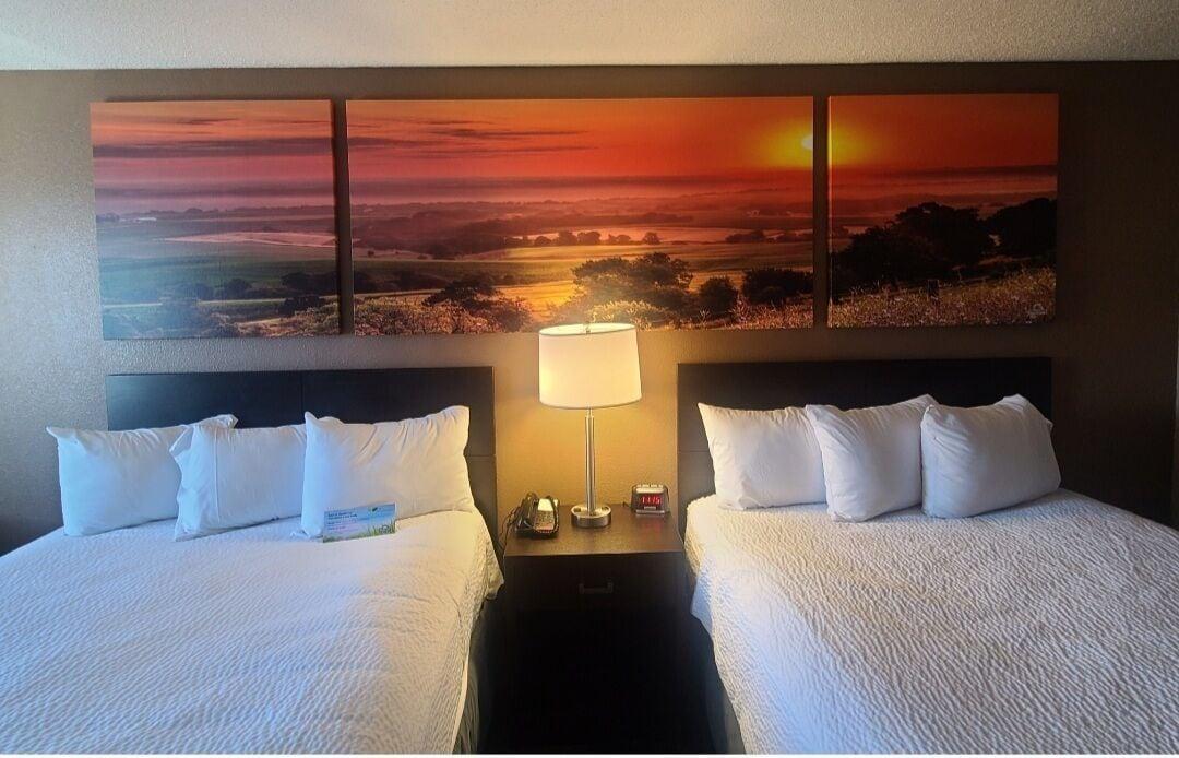 Days Inn By Wyndham Watertown Εξωτερικό φωτογραφία
